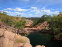 Kakadu NP, Gunlom falls, rockpools. Nejbezpečnější koupačka v parku, sem krokouši opravdu nevylezou.